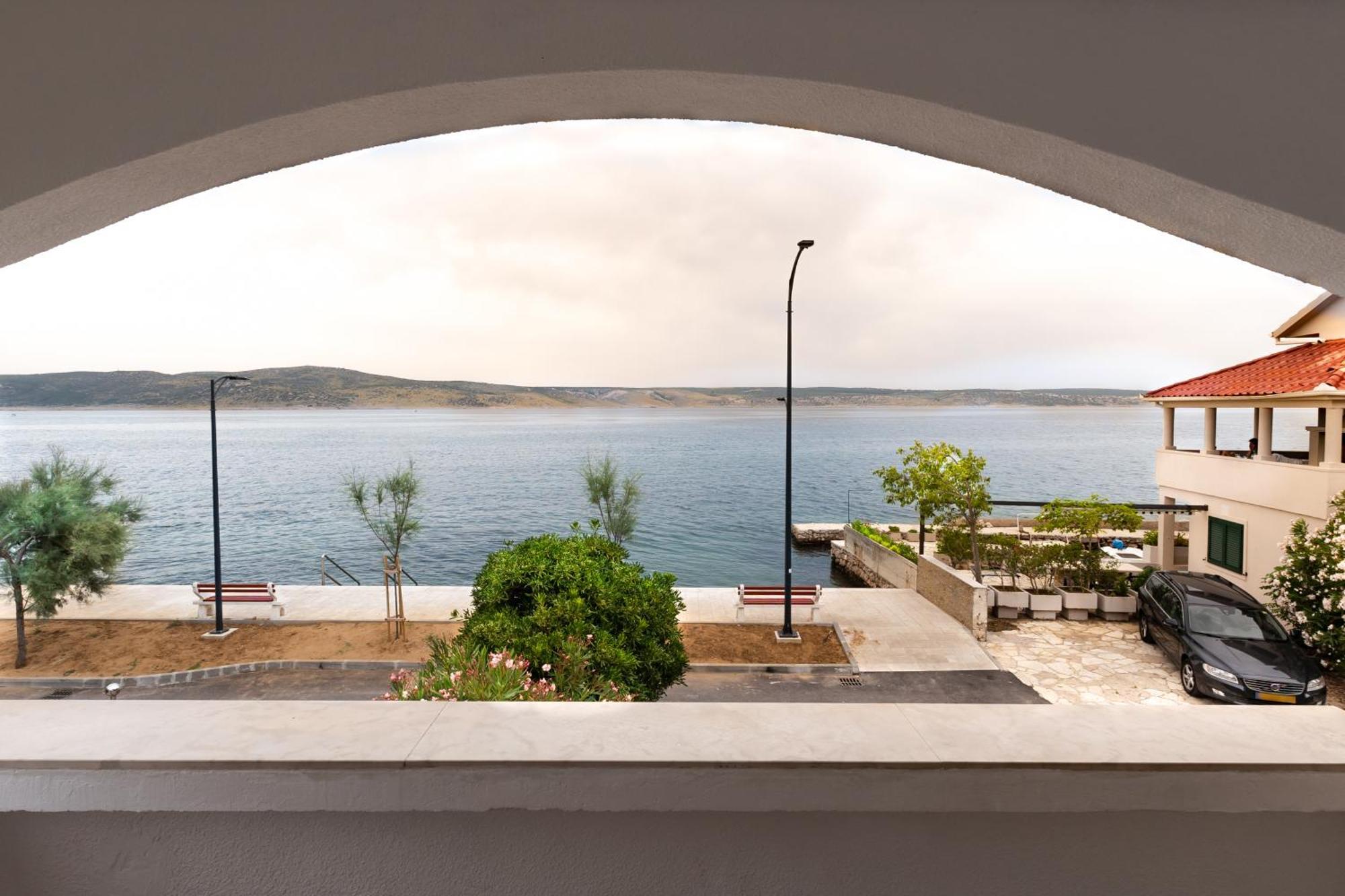 Apartments Dida Sime Starigrad Paklenica Exteriör bild