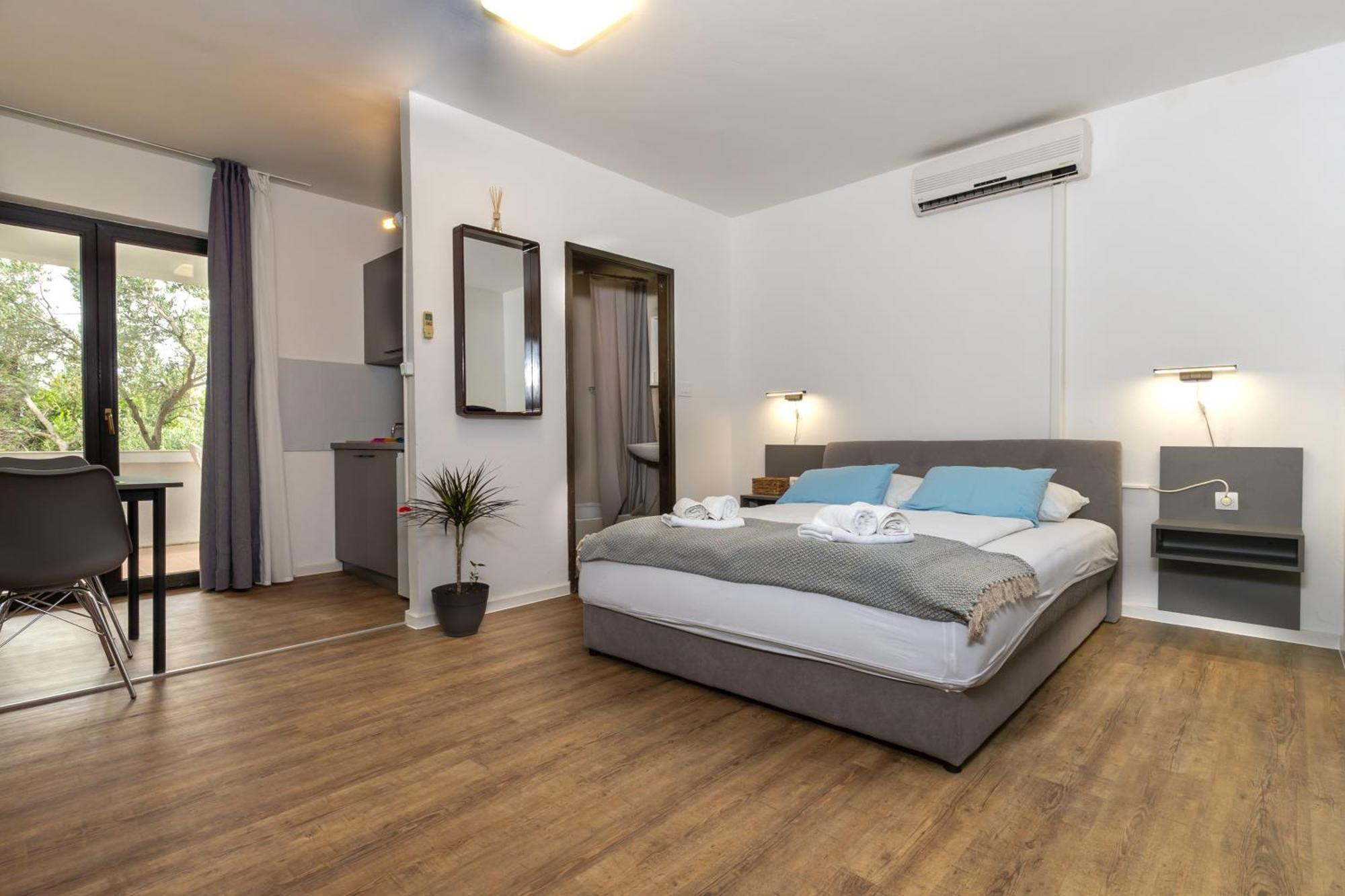 Apartments Dida Sime Starigrad Paklenica Exteriör bild
